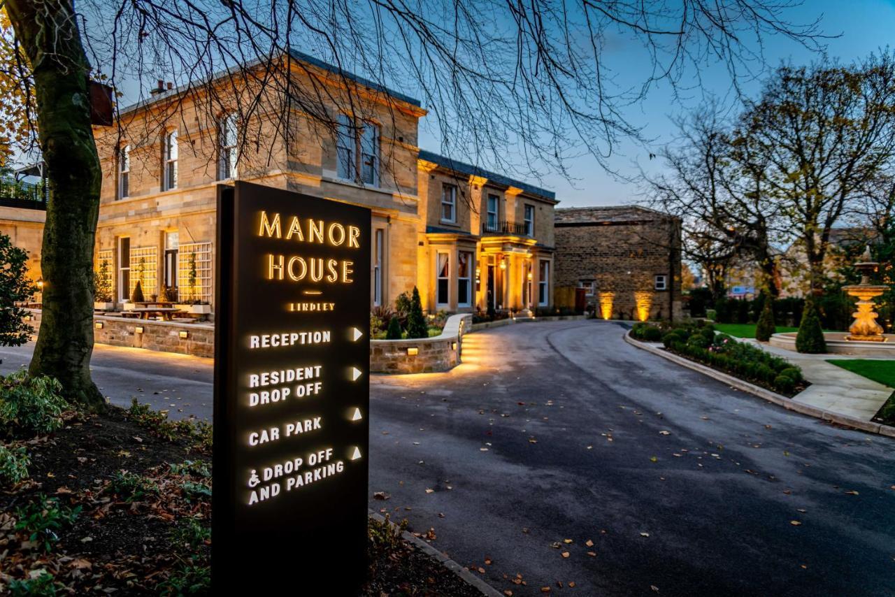 Отель Manor House Lindley Хаддерсфилд Экстерьер фото